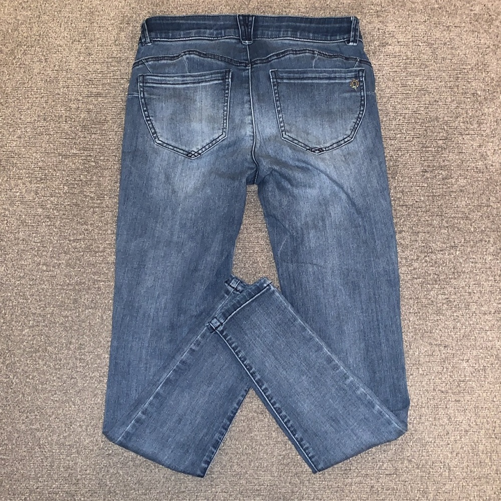 Democracy Jeans - Picture 2 of 7